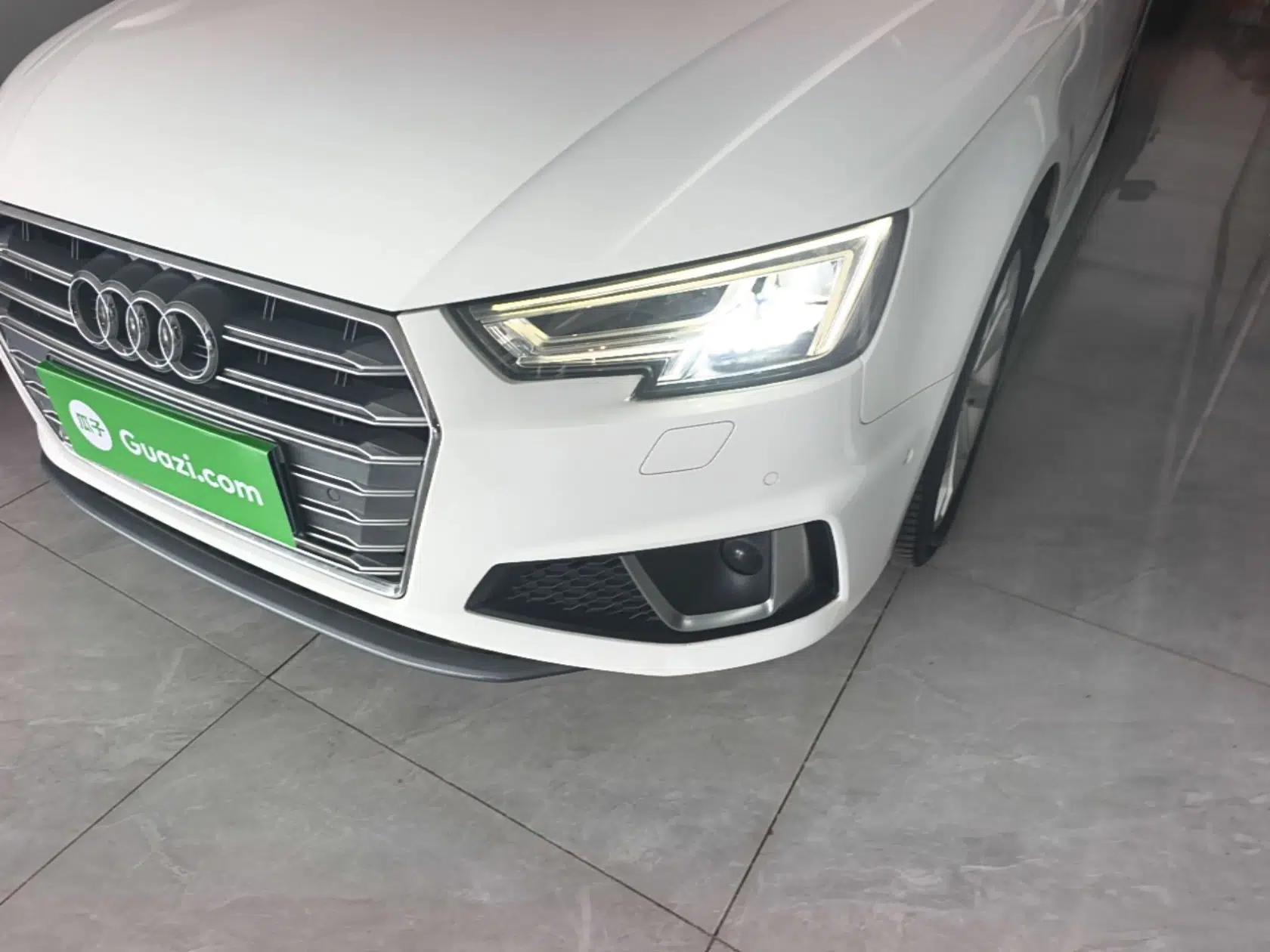 Audi A4L 2019 40 TFSI Fashion Edition China VI Emission Standard — миниатюра 8