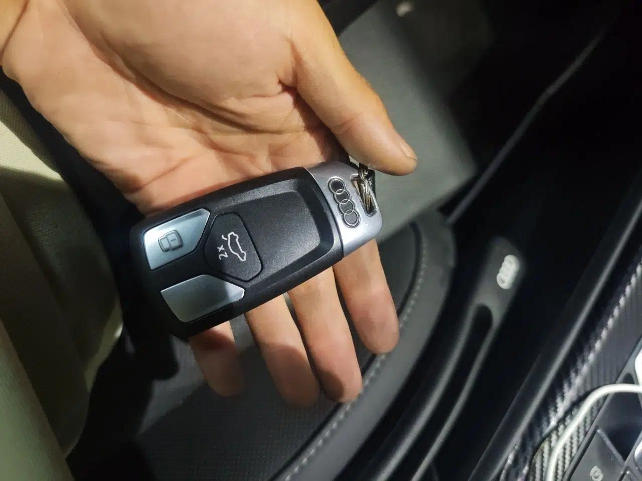 Audi A4L 2020 40 TFSI Fashion Dynamic Model — миниатюра 17