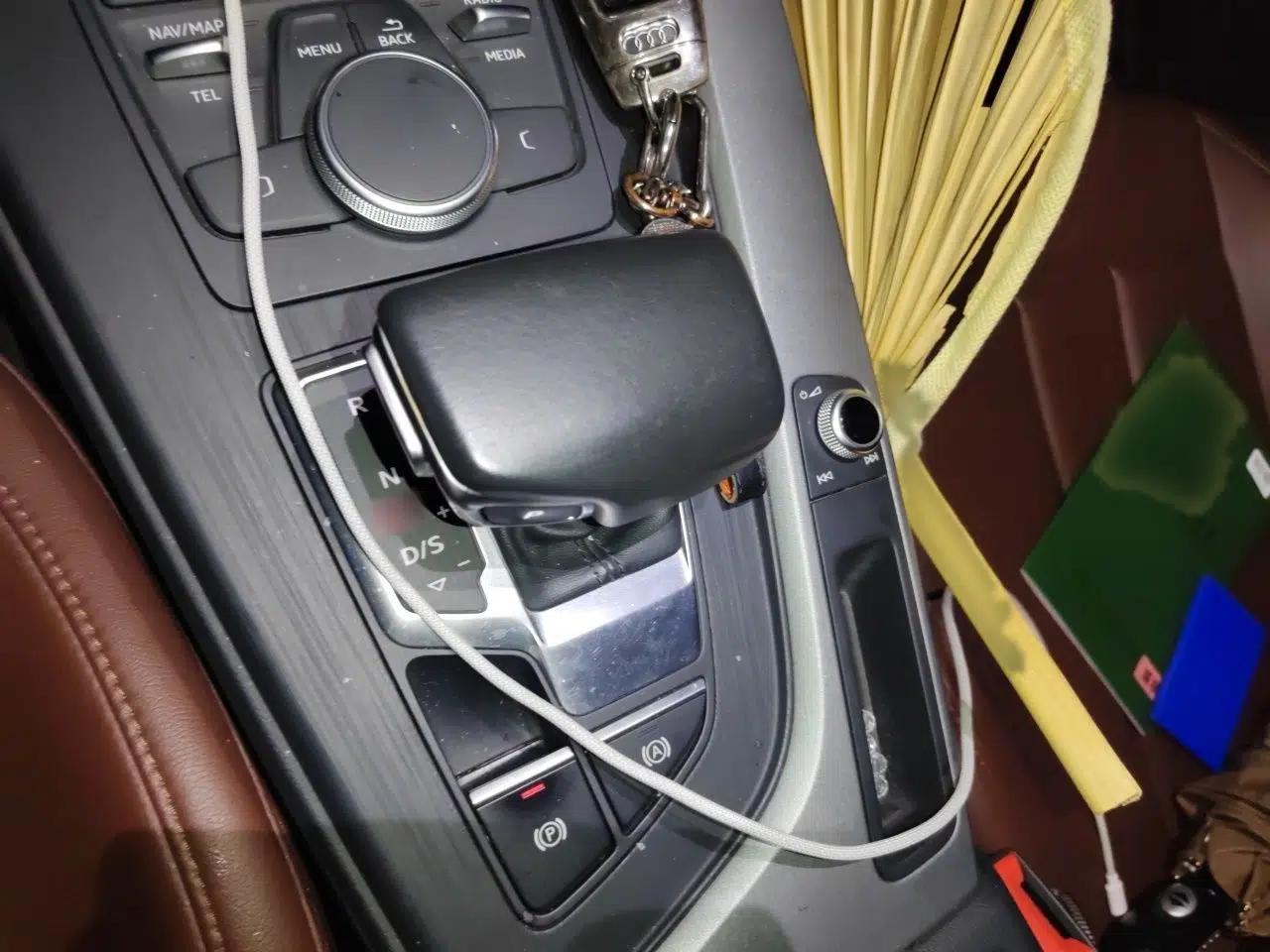 Audi A4L 2019 40 TFSI Ambition Version China V — миниатюра 13
