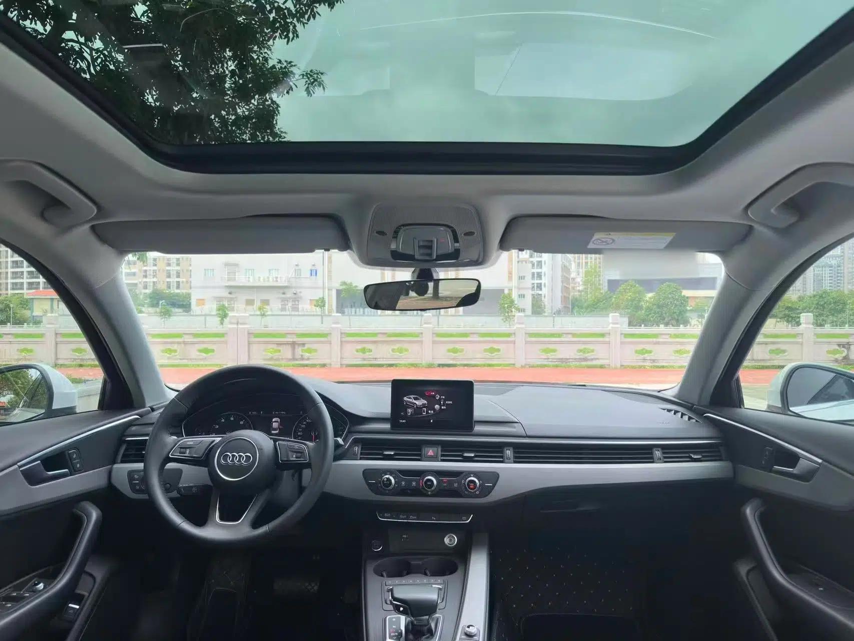 Audi A4L 2018 30th Anniversary Edition 40 TFSI Trendy Model — миниатюра 12