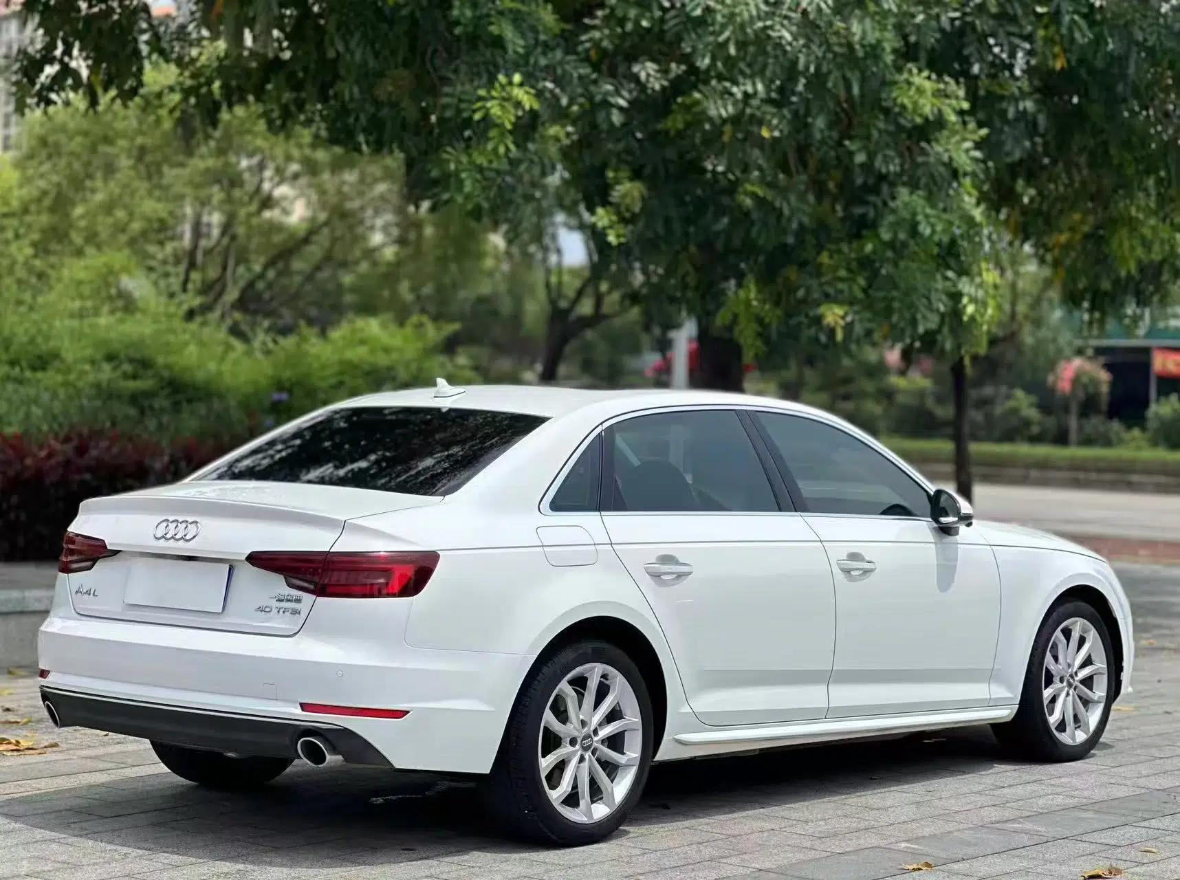 Audi A4L 2018 30th Anniversary Edition 40 TFSI Trendy Model — миниатюра 6