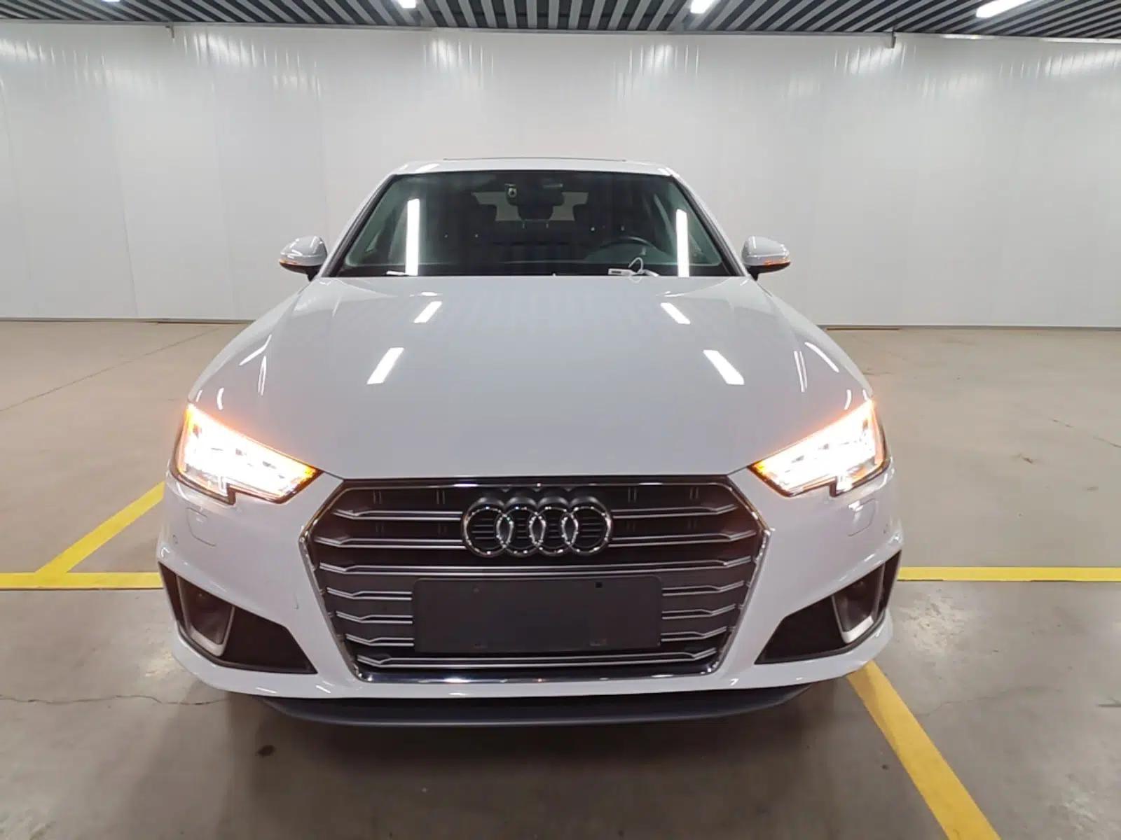 Audi A4L 2019 40 TFSI Fashion Edition China VI Emission Standard — миниатюра 2