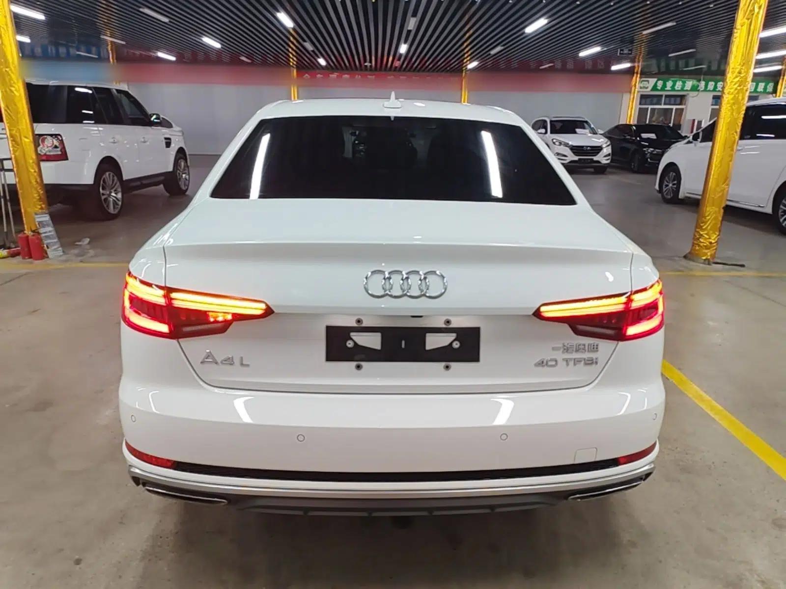 Audi A4L 2019 40 TFSI Fashion Edition China VI Emission Standard — миниатюра 5