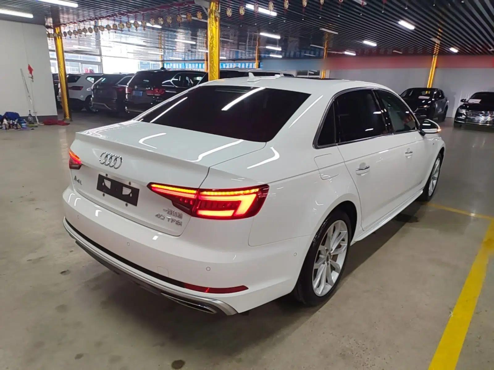Audi A4L 2019 40 TFSI Fashion Edition China VI Emission Standard — миниатюра 6