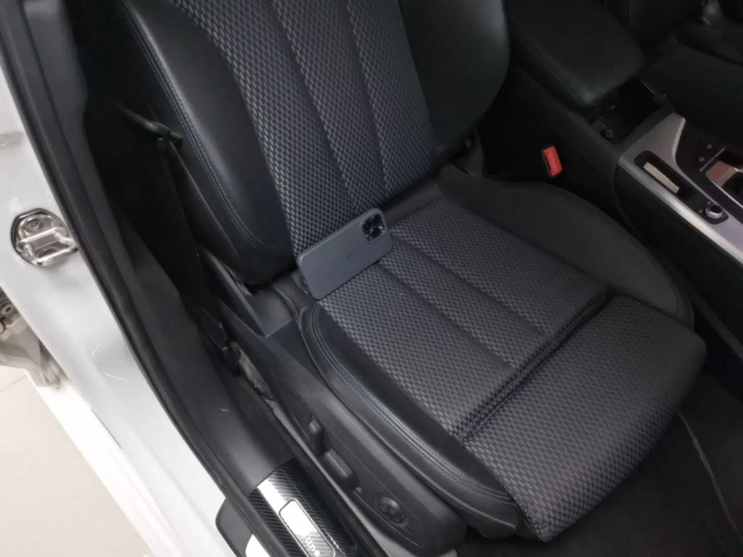 Audi A4L 2019 40 TFSI Sporty Version China VI — миниатюра 19