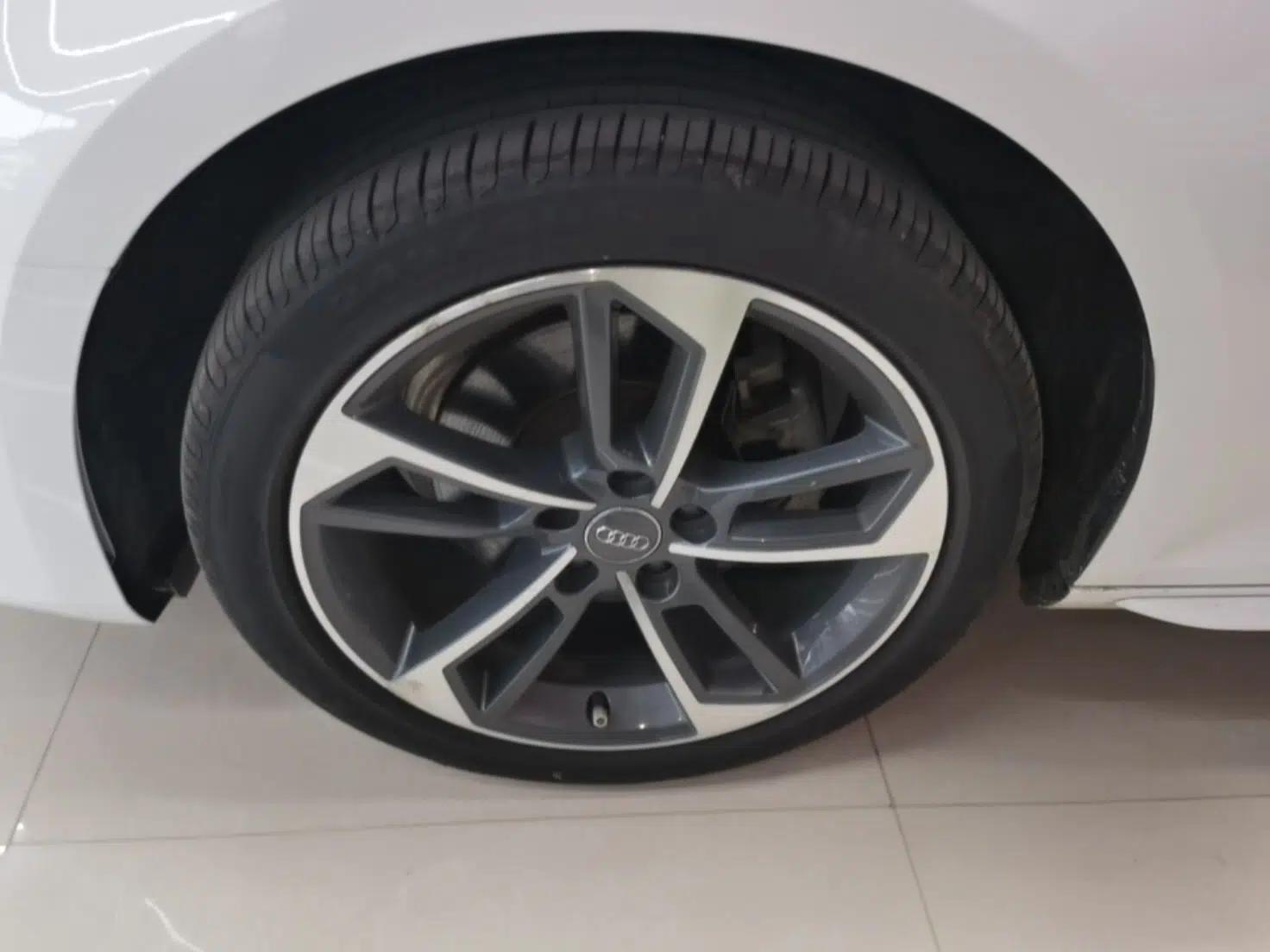 Audi A4L 2019 40 TFSI Sporty Version China VI — миниатюра 10