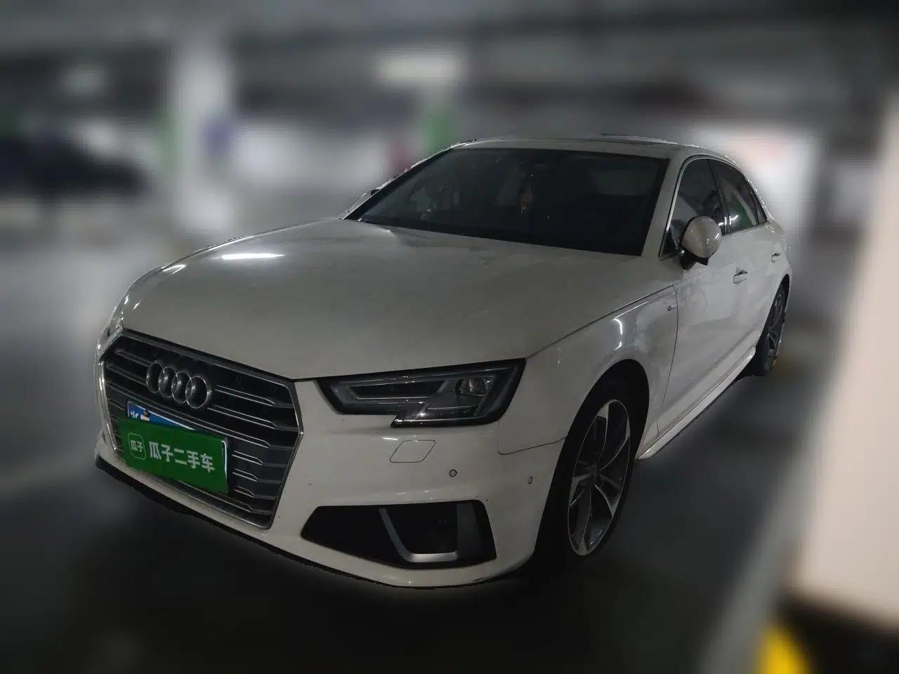 Audi A4L 2019 40 TFSI Fashion Edition China VI Emission Standard — миниатюра 1