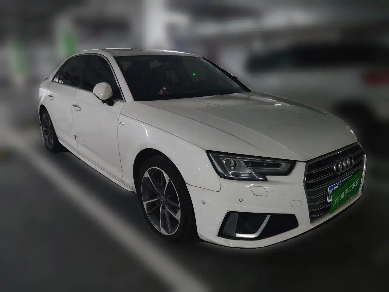Audi A4L 2019 40 TFSI Fashion Edition China VI Emission Standard — миниатюра 3