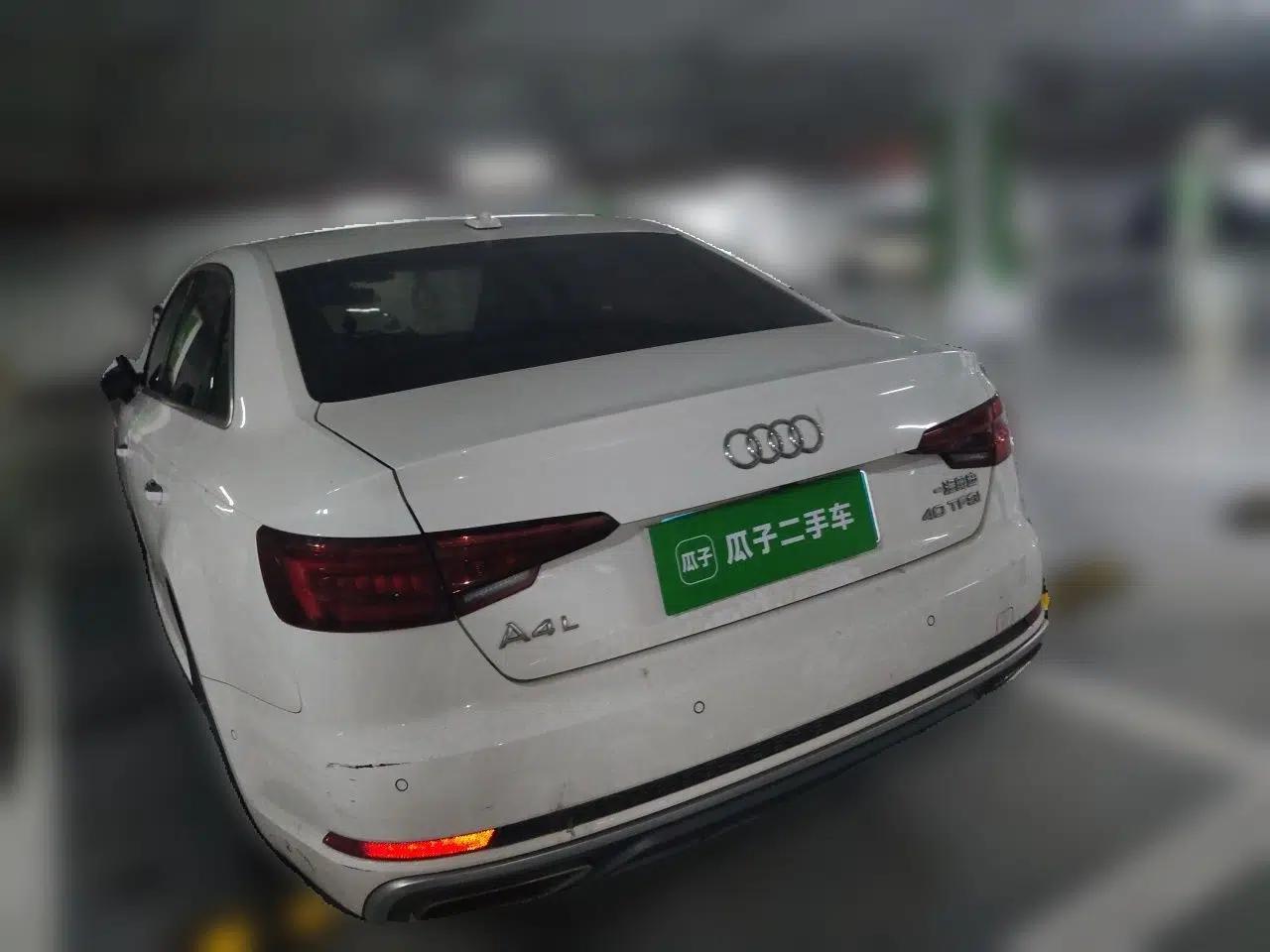 Audi A4L 2019 40 TFSI Fashion Edition China VI Emission Standard — миниатюра 4