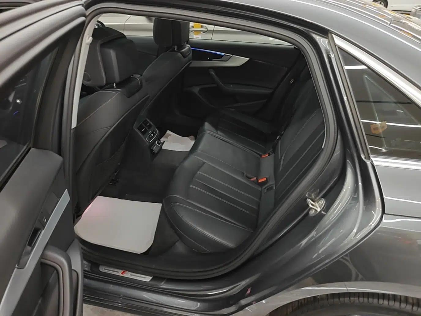 Audi A4L 2020 40 TFSI Luxury Dynamic Model — миниатюра 20