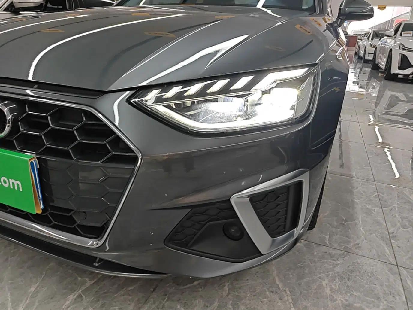 Audi A4L 2020 40 TFSI Luxury Dynamic Model — миниатюра 8