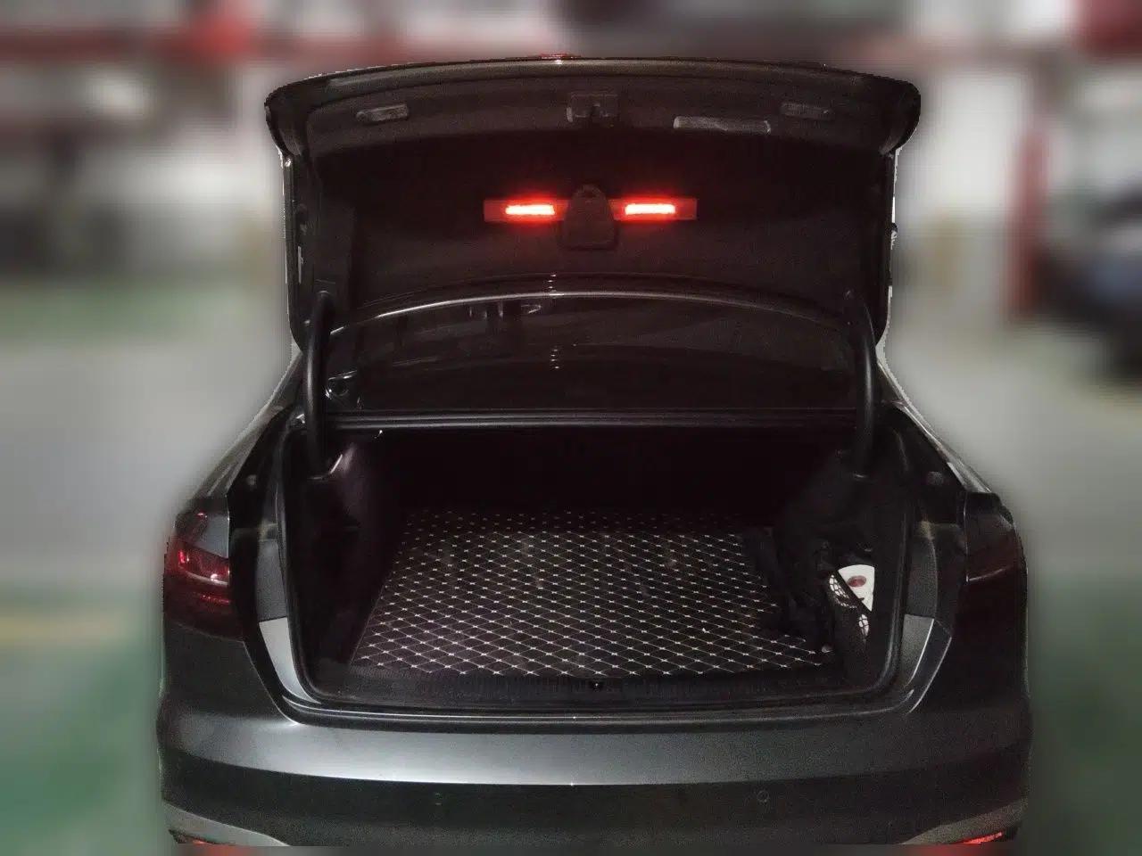 Audi A4L 2022 40 TFSI Fashion Dynamic Model — миниатюра 19
