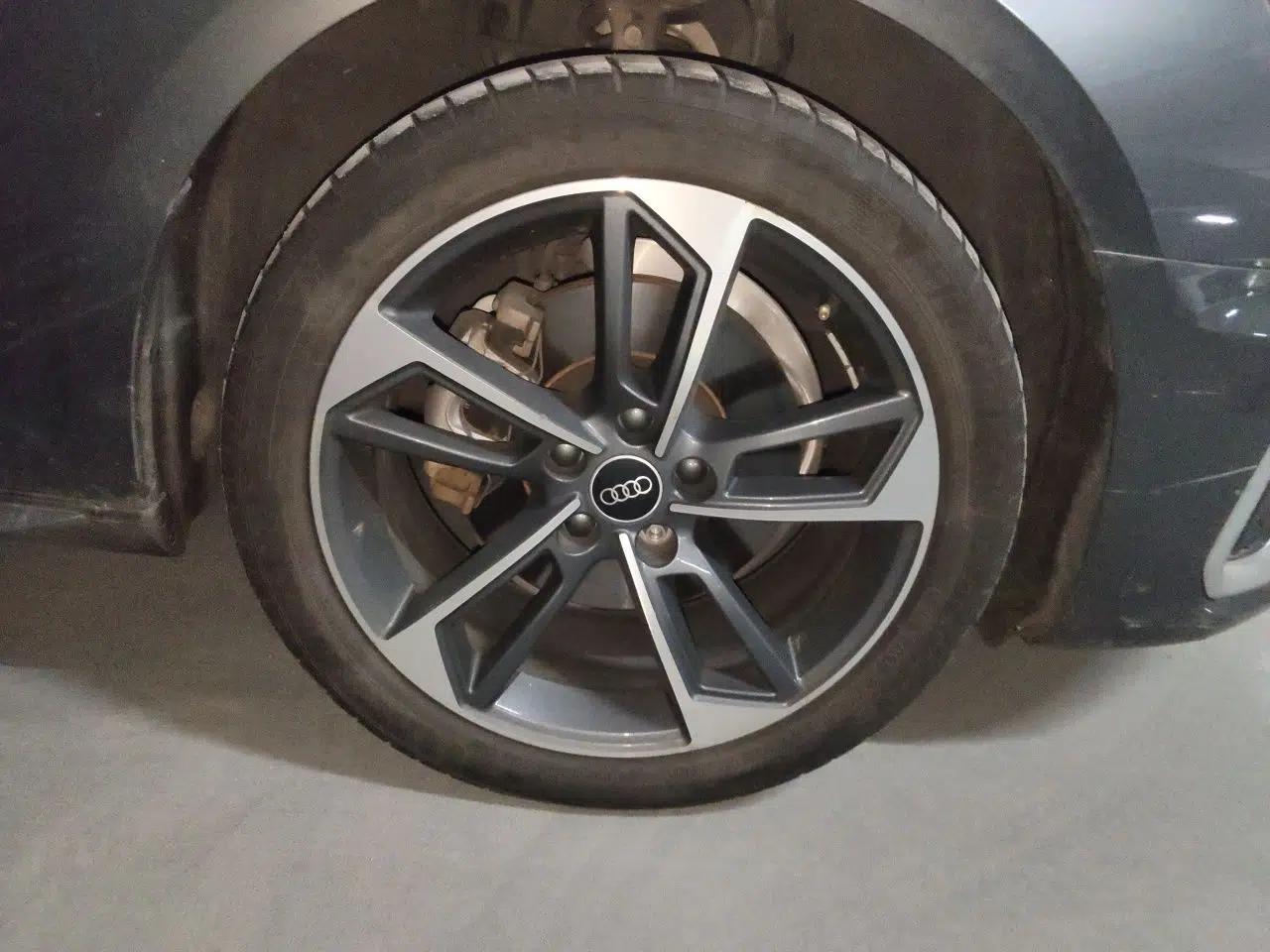 Audi A4L 2022 40 TFSI Fashion Dynamic Model — миниатюра 8