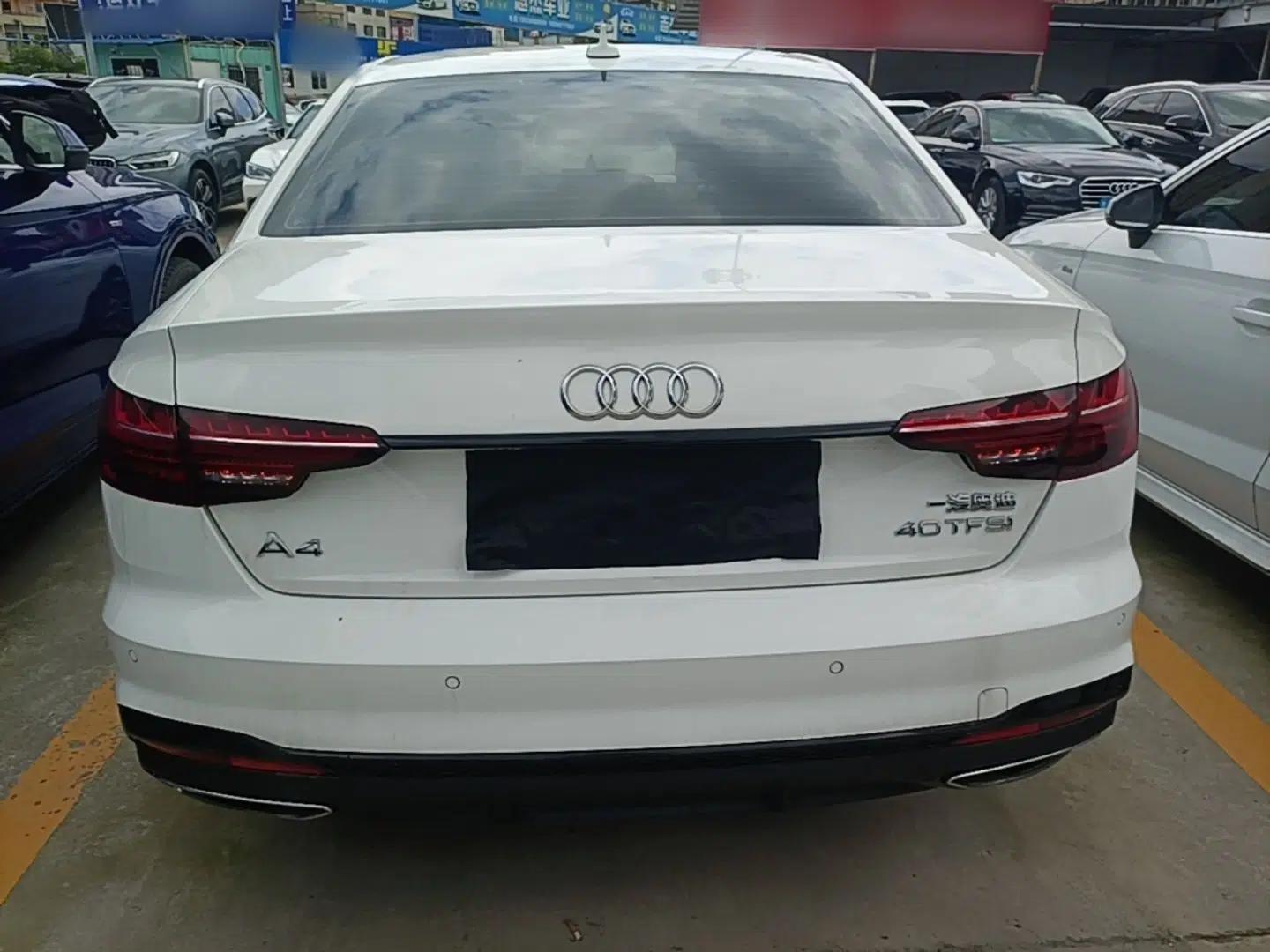 Audi A4L 2023 40 TFSI Luxury Dynamic Model — миниатюра 5