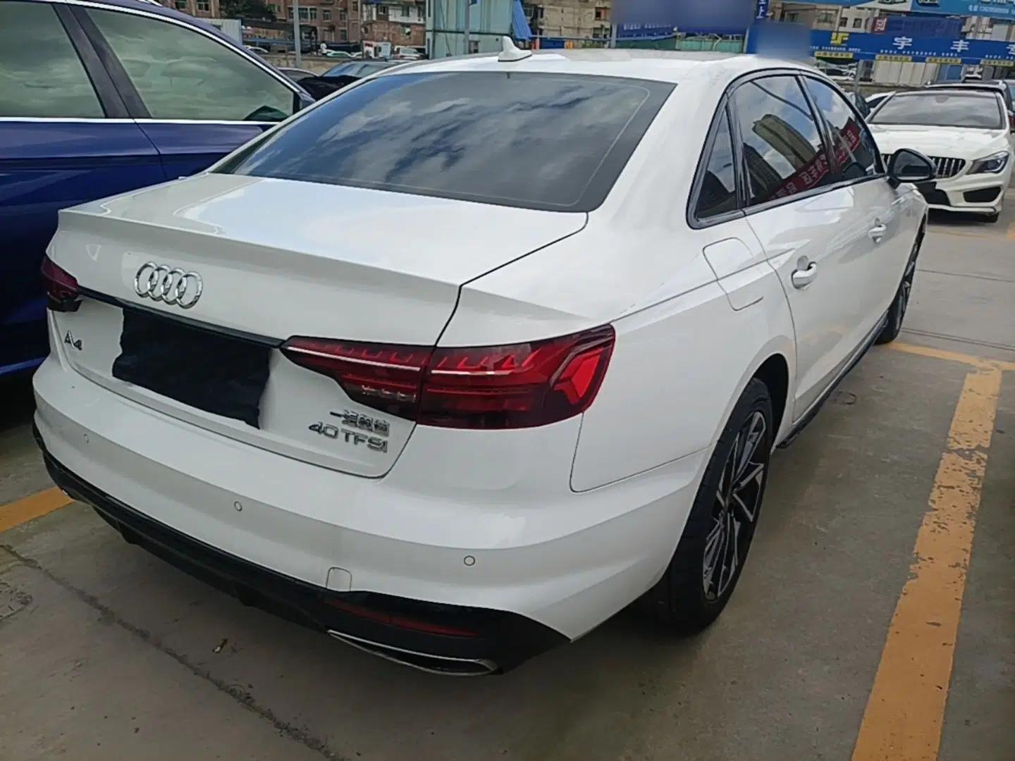 Audi A4L 2023 40 TFSI Luxury Dynamic Model — миниатюра 6