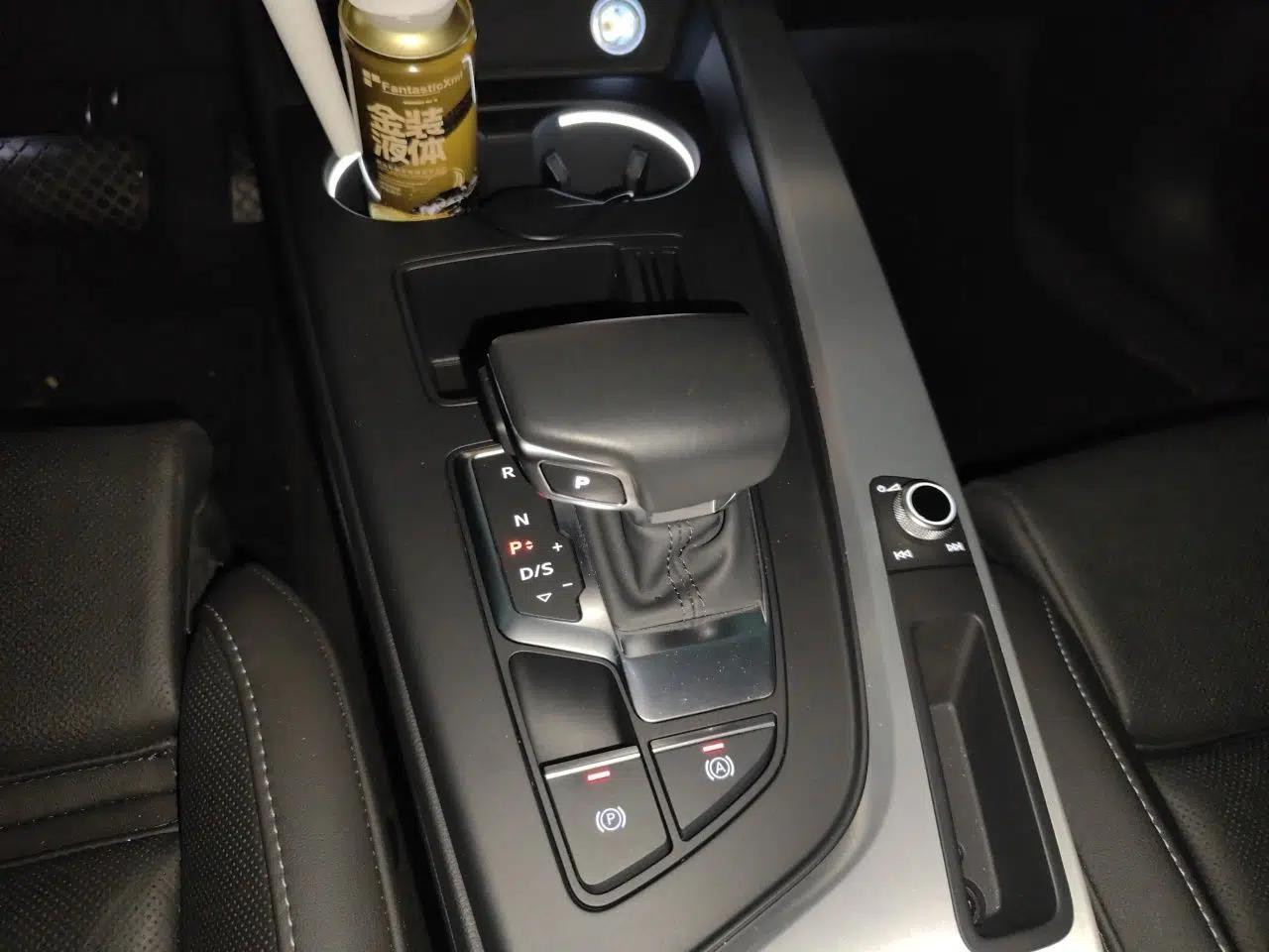 Audi A4L 2020 40 TFSI Fashion Dynamic Model — миниатюра 14