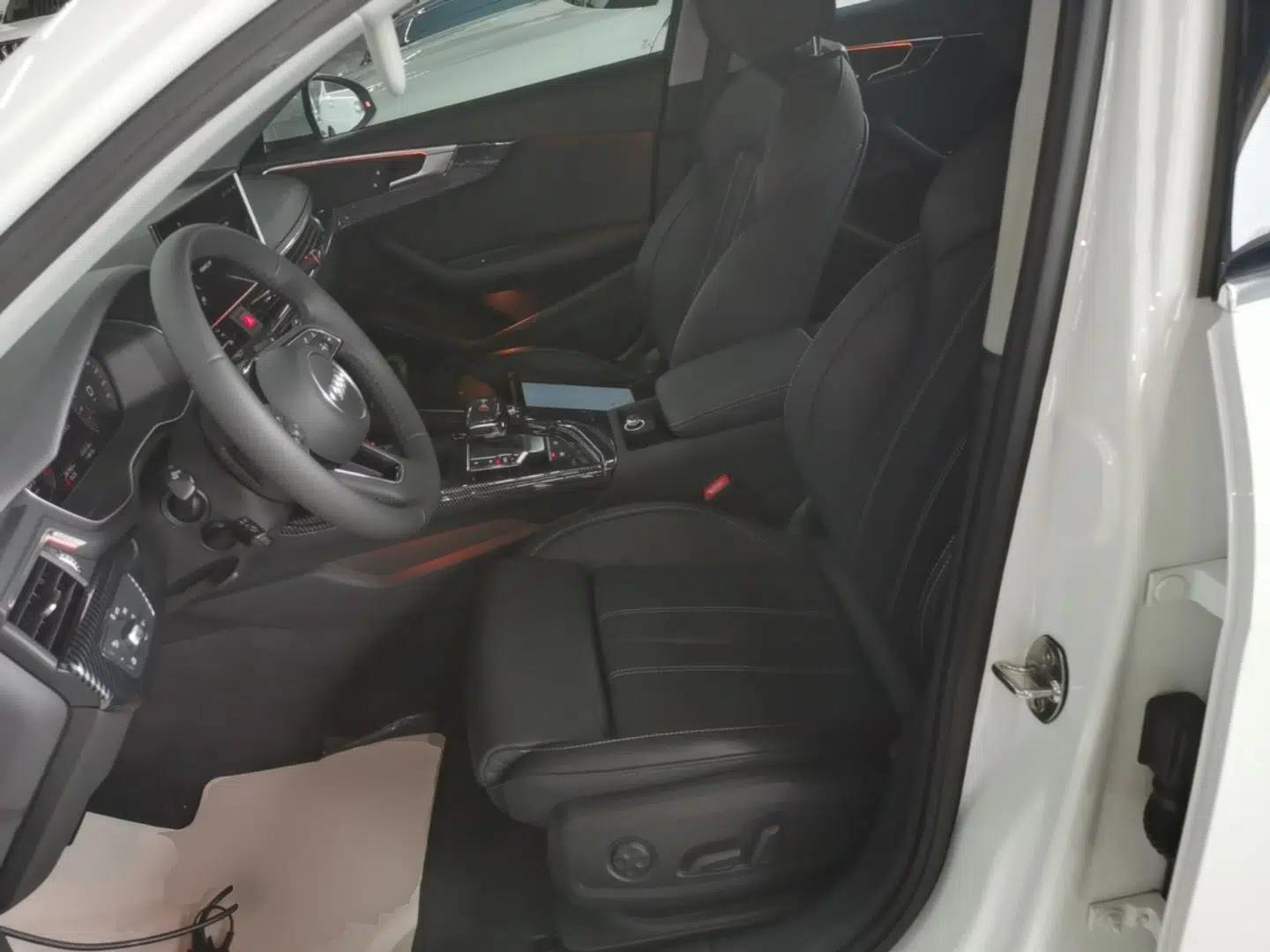 Audi A4L 2023 40 TFSI Fashion Dynamic Model — миниатюра 17