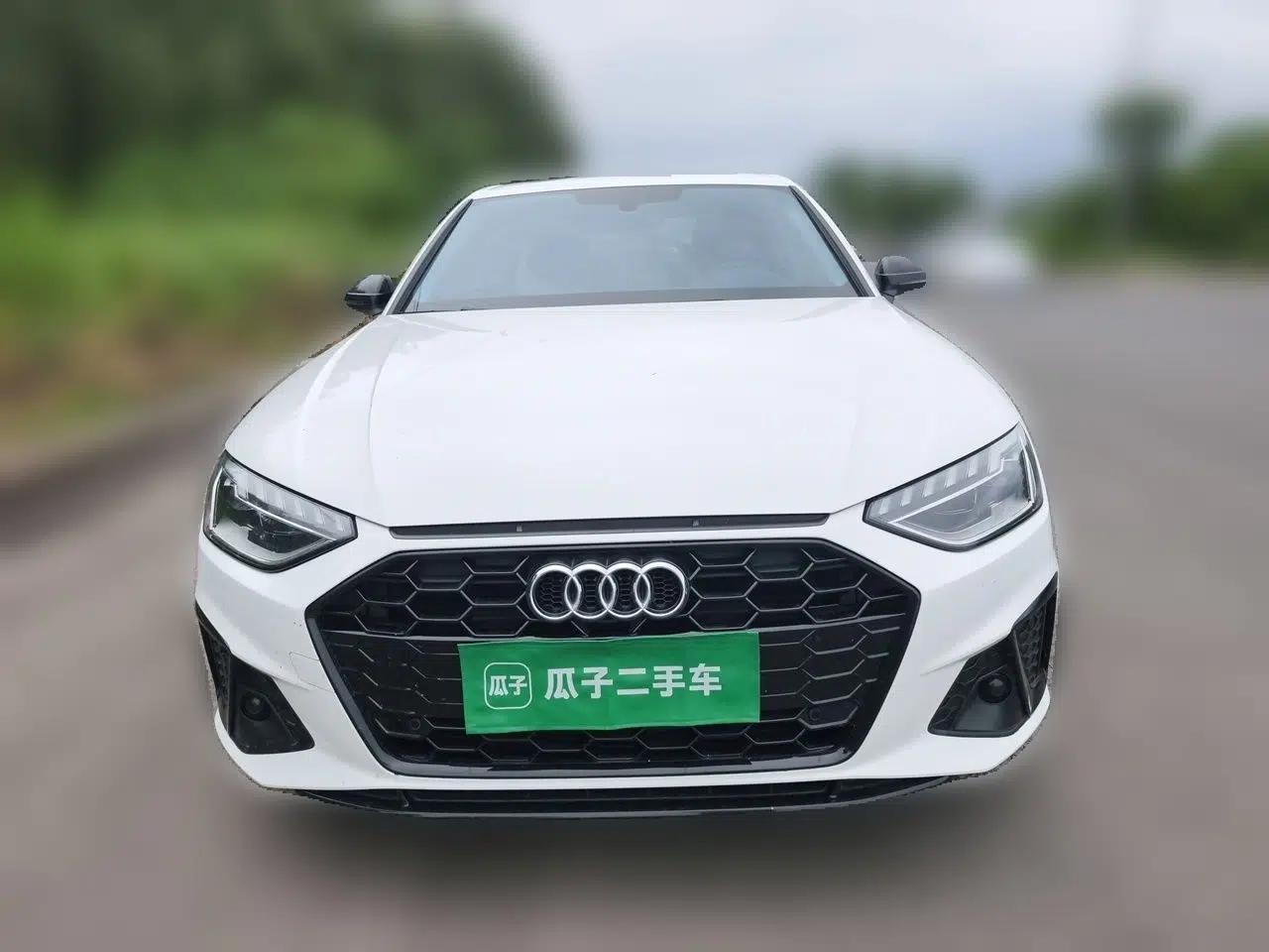 Audi A4L 2022 40 TFSI Luxury Dynamic Model — миниатюра 2
