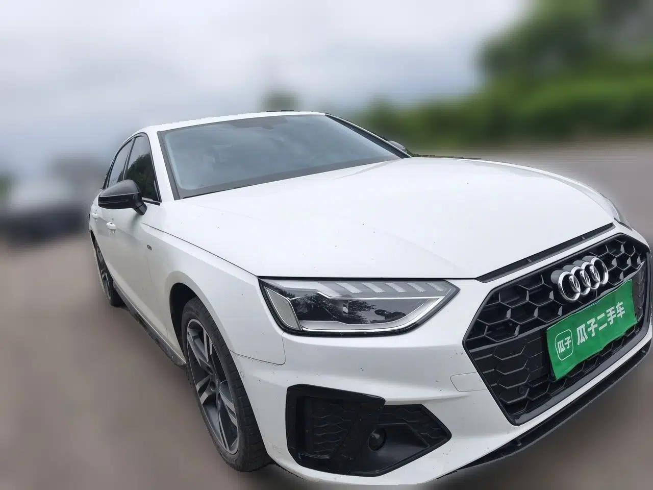 Audi A4L 2022 40 TFSI Luxury Dynamic Model — миниатюра 3