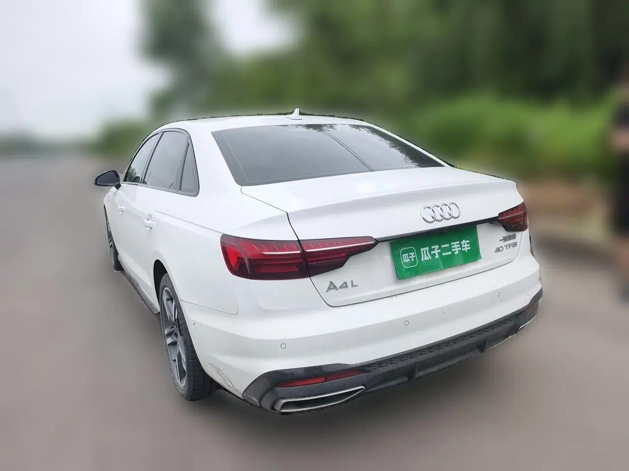 Audi A4L 2022 40 TFSI Luxury Dynamic Model — миниатюра 4