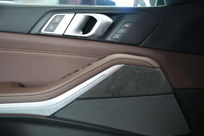 2019 BMW X5 (Imported) xDrive40i M Sport Package — миниатюра 8
