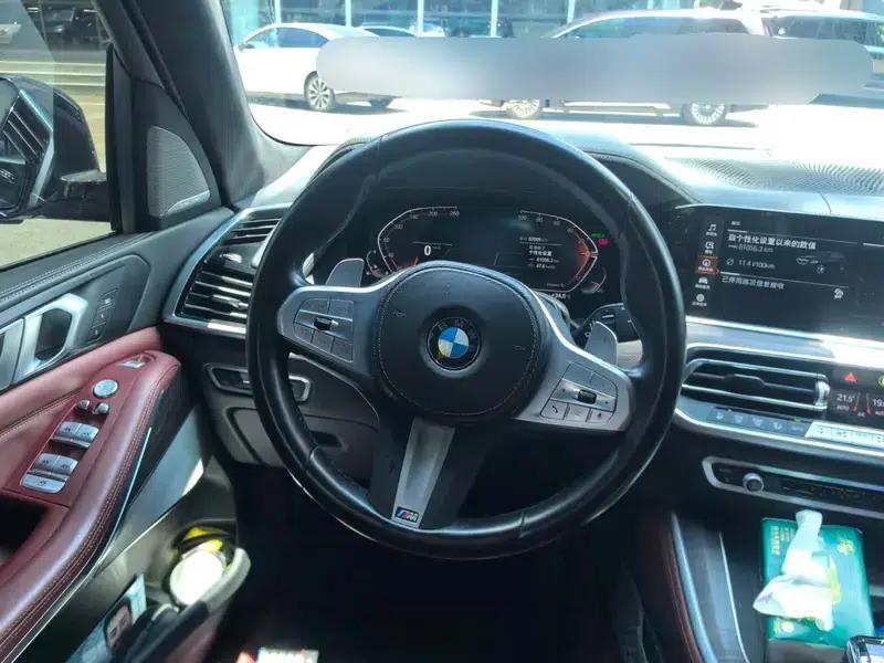 BMW X5 2022 xDrive 40Li M Sport Package — миниатюра 11