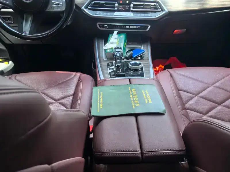 BMW X5 2022 xDrive 40Li M Sport Package — миниатюра 14
