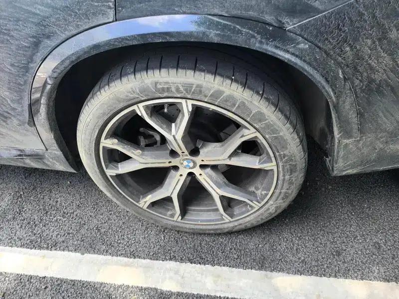 BMW X5 2022 xDrive 40Li M Sport Package — миниатюра 20