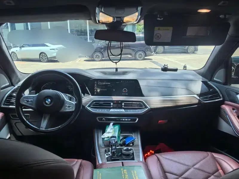 BMW X5 2022 xDrive 40Li M Sport Package — миниатюра 10