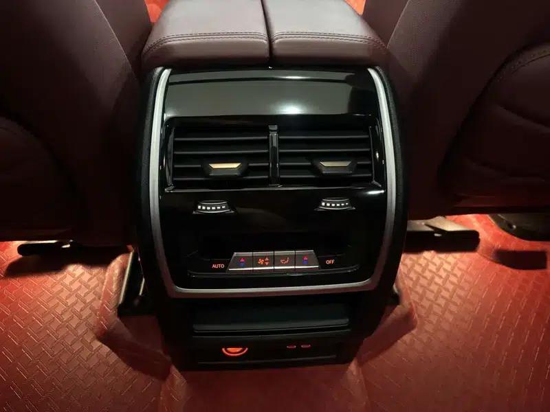 2023 BMW X5 xDrive40Li M Sport Package — миниатюра 12