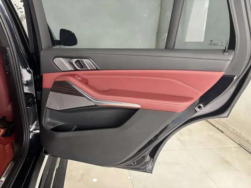 2023 BMW X5 xDrive40Li M Sport Package — миниатюра 16