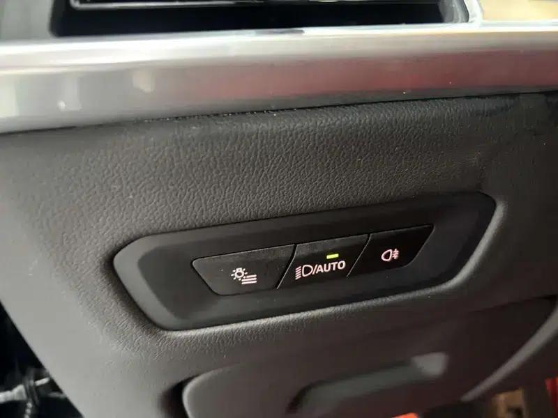 2023 BMW X5 xDrive40Li M Sport Package — миниатюра 23