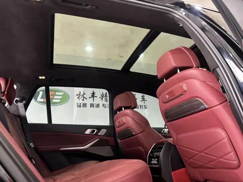 2023 BMW X5 xDrive40Li M Sport Package — миниатюра 28