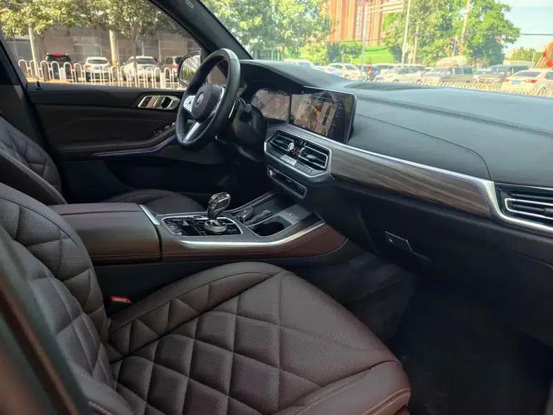 BMW X5 2022 xDrive 40Li M Sport Package — миниатюра 17
