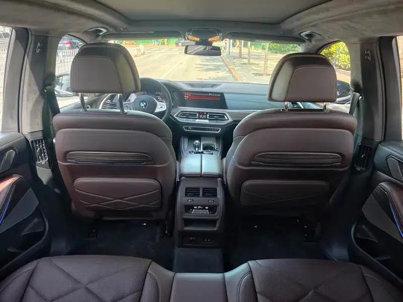 BMW X5 2022 xDrive 40Li M Sport Package — миниатюра 18