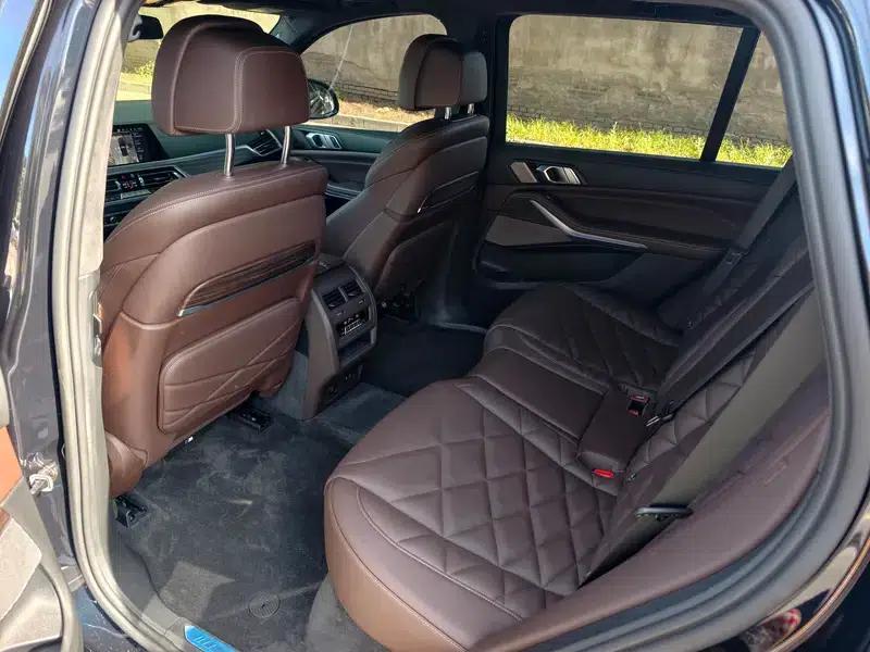 BMW X5 2022 xDrive 40Li M Sport Package — миниатюра 26