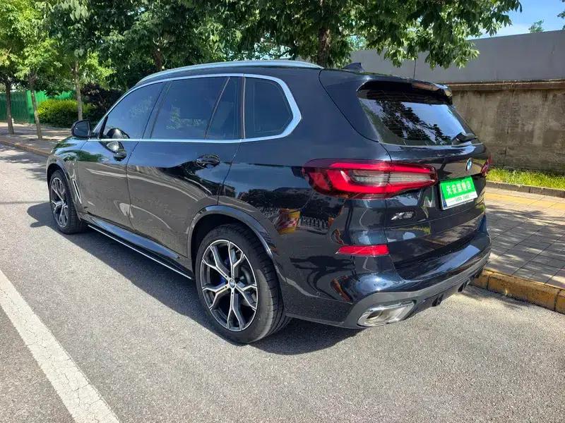 BMW X5 2022 xDrive 40Li M Sport Package — миниатюра 4