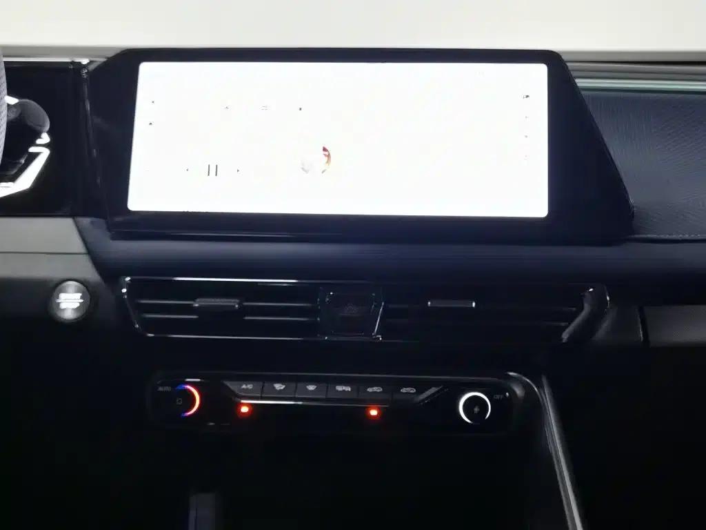 Trumpchi GS3 2023 Speed 270T Smart Edition — миниатюра 12