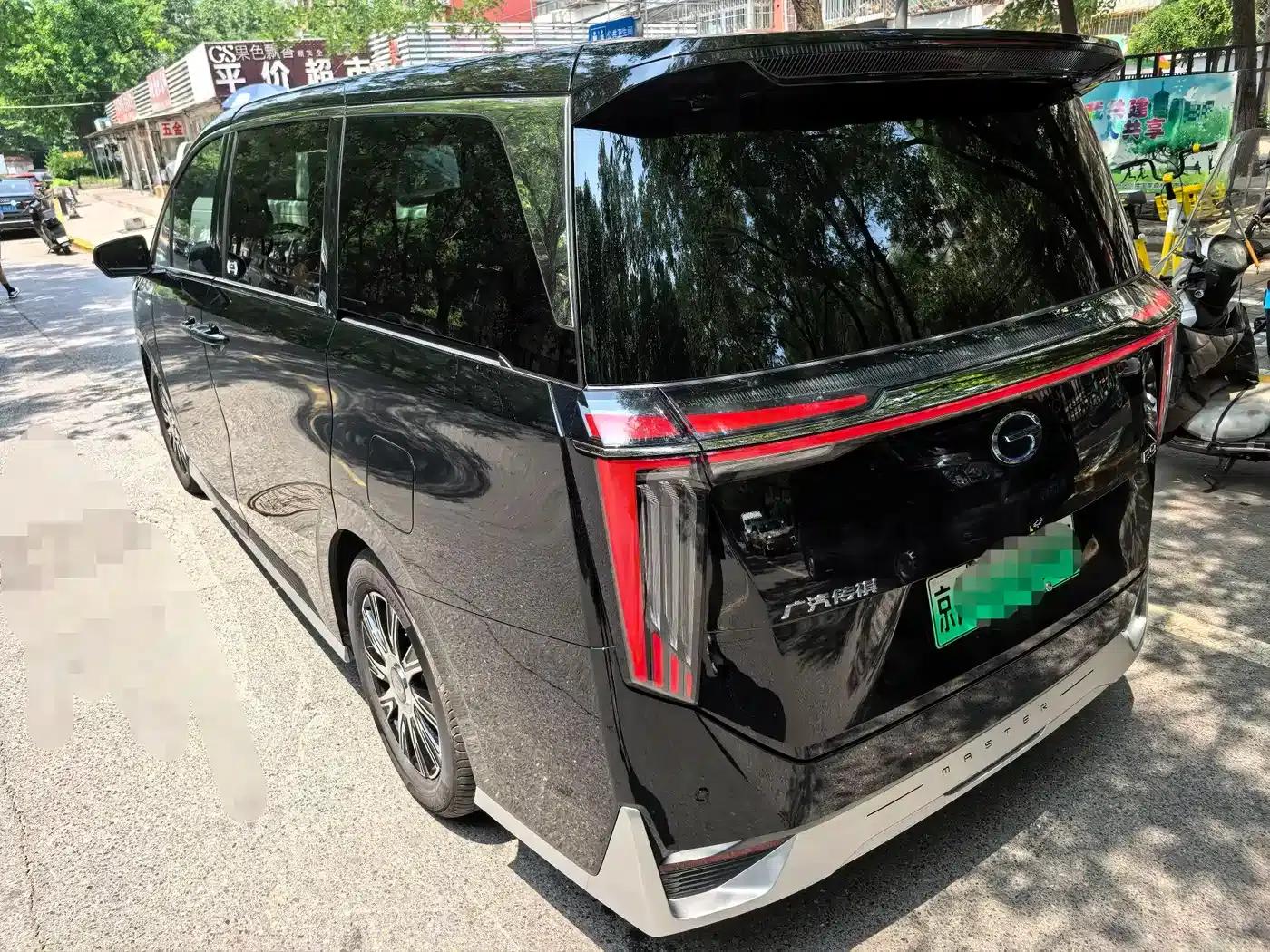 Trumpchi E9 2025 Model: E9 Super Fast Charging Champion — миниатюра 4