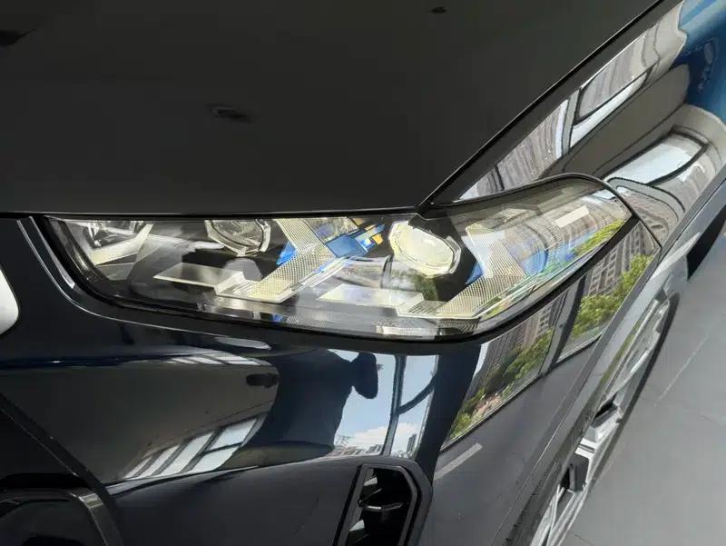 2023 BMW X6 xDrive40i M Sport Package (Facelift) — миниатюра 9