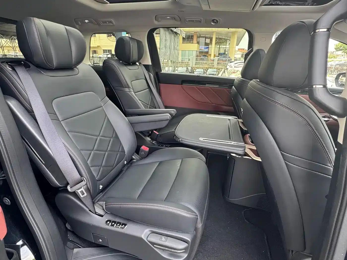 Trumpchi E8 PHEV 2024 Model 150km MAX+ — миниатюра 12