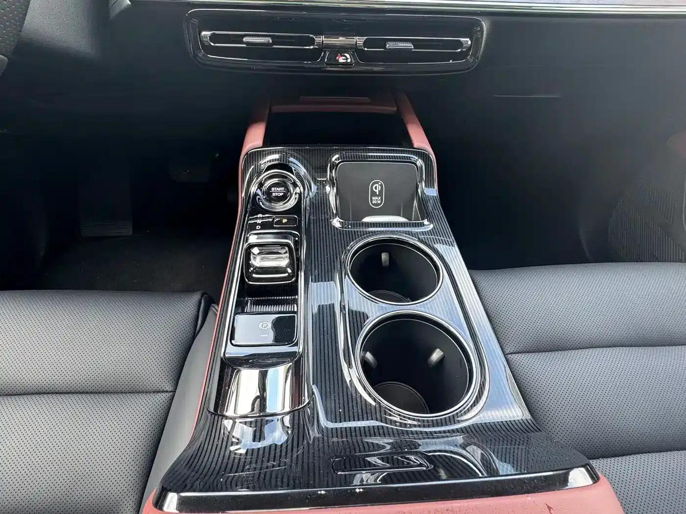 Trumpchi E8 PHEV 2024 Model 150km MAX+ — миниатюра 22