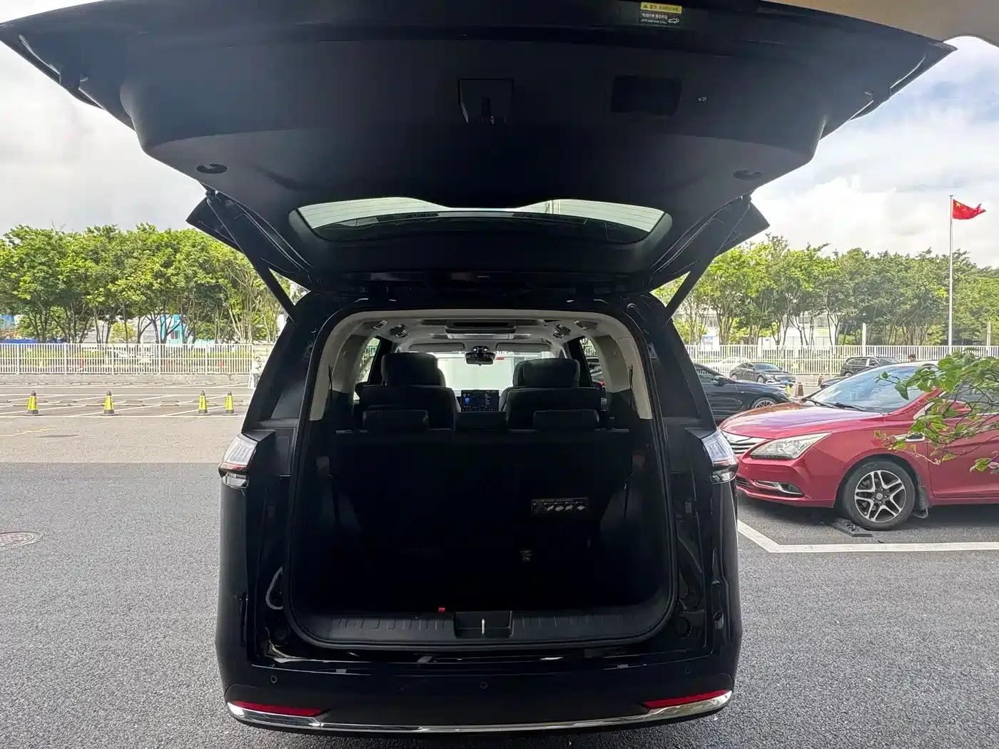 Trumpchi E8 PHEV 2024 Model 150km MAX+ — миниатюра 26