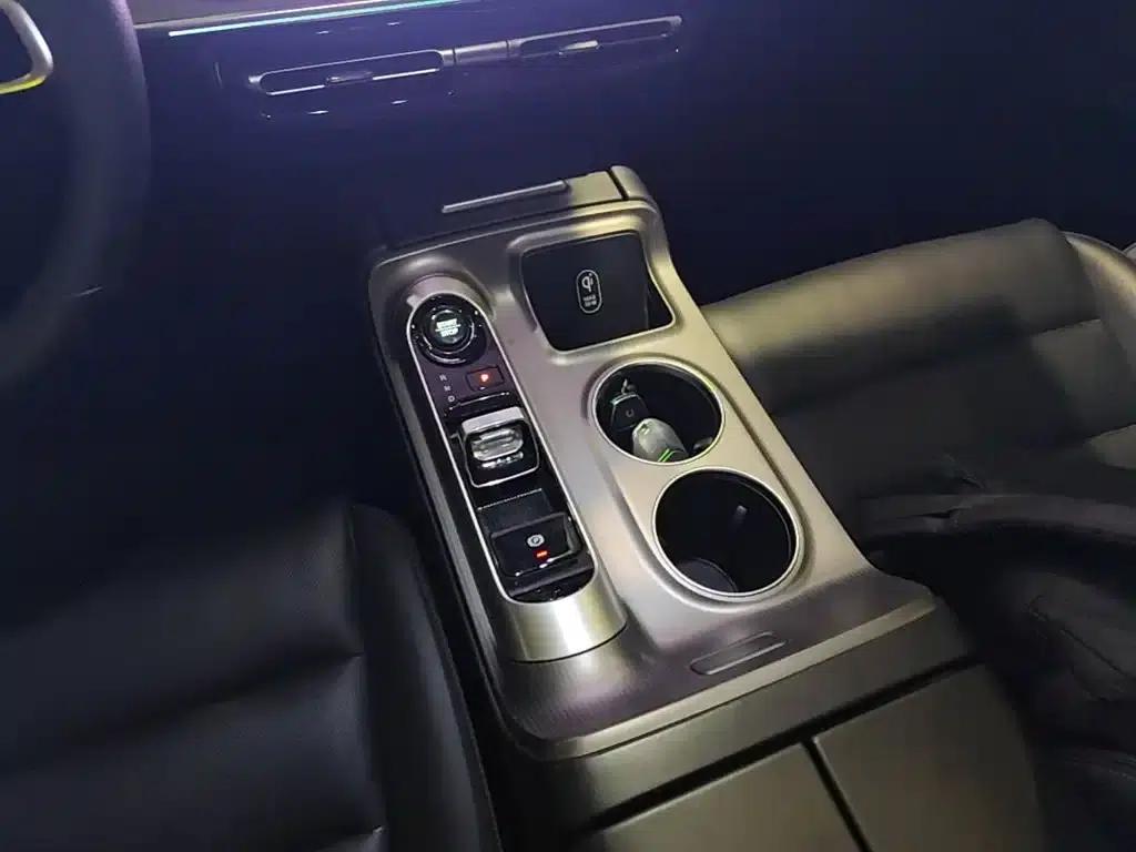 Trumpchi E8 PHEV 2024 Model 150km MAX — миниатюра 14