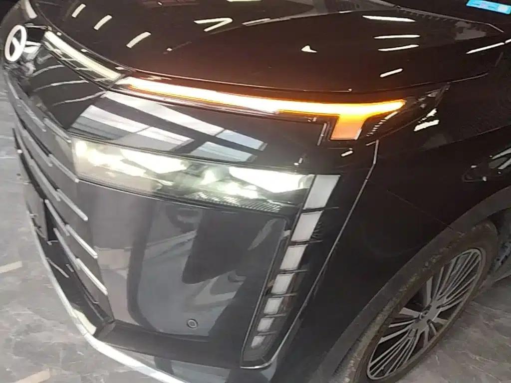 Trumpchi E8 PHEV 2024 Model 150km MAX+ — миниатюра 24