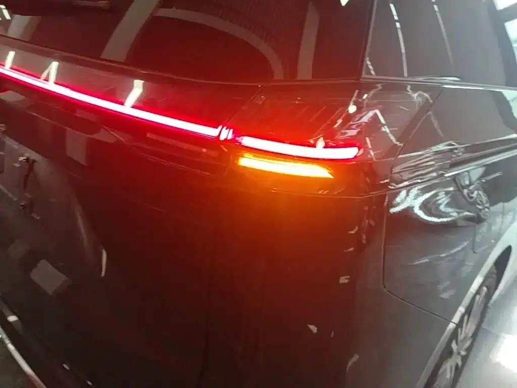 Trumpchi E8 PHEV 2024 Model 150km MAX+ — миниатюра 8