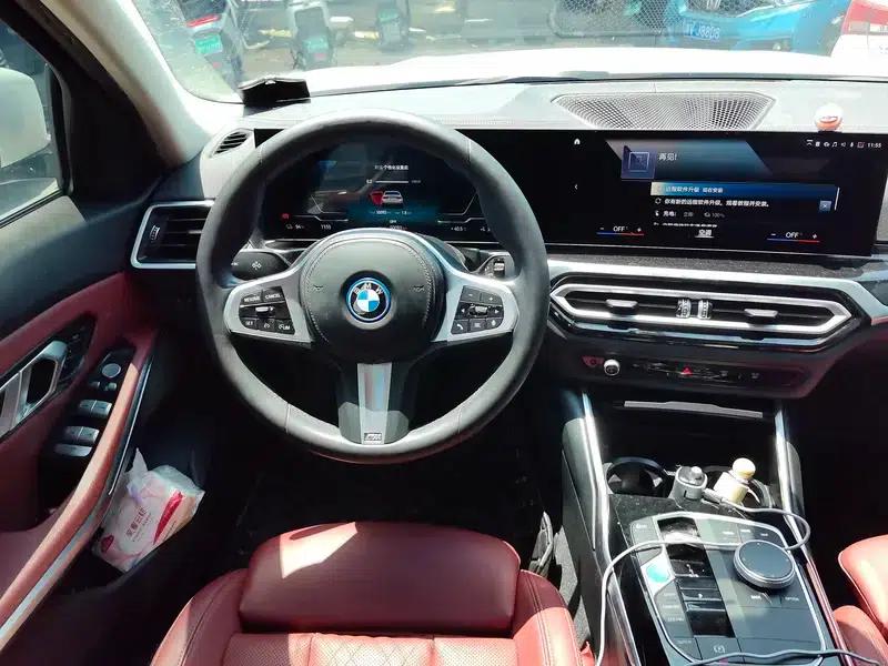 BMW i3 2022 eDrive35L — миниатюра 8