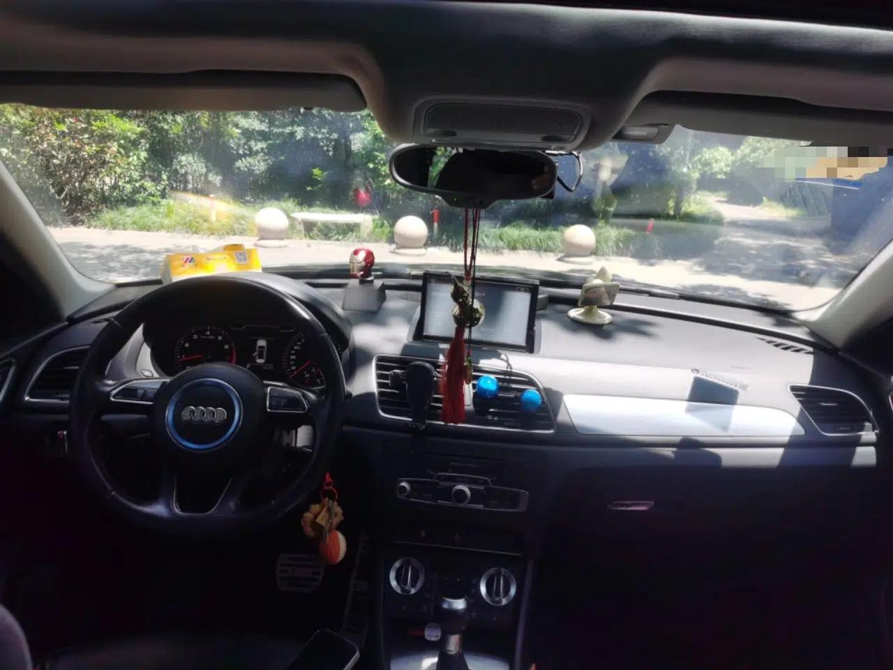 Audi Q3 2013 35 TFSI Comfort Model — миниатюра 9