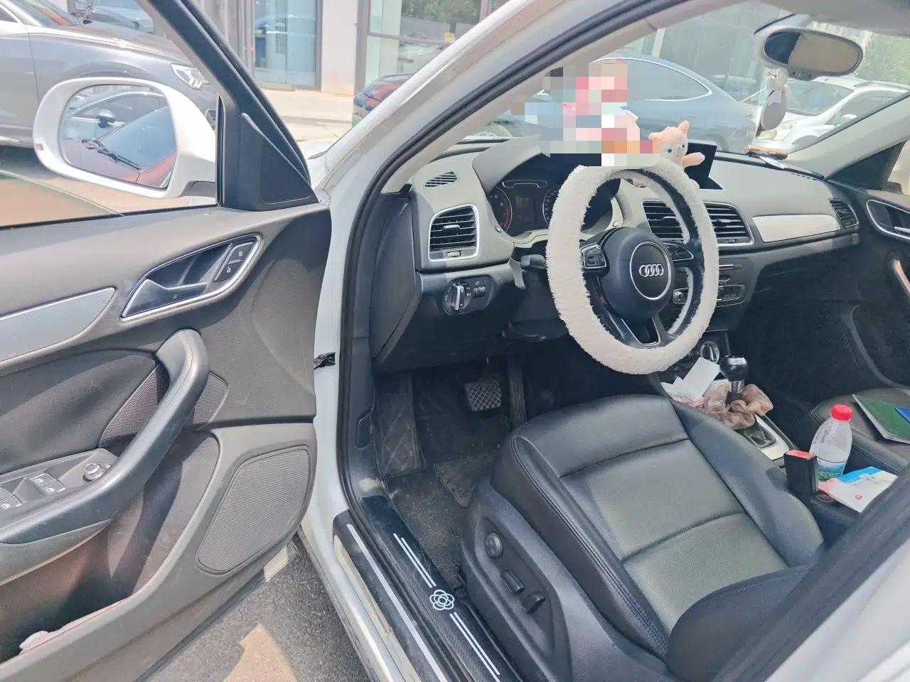 Audi Q3 2015 30 TFSI Comfort Model — миниатюра 16