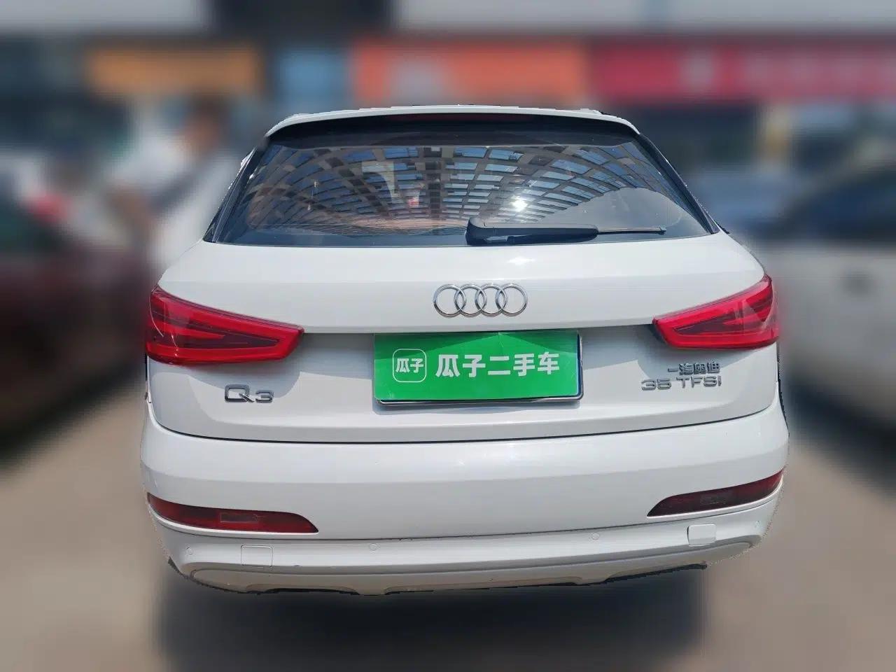 Audi Q3 2015 30 TFSI Comfort Model — миниатюра 5